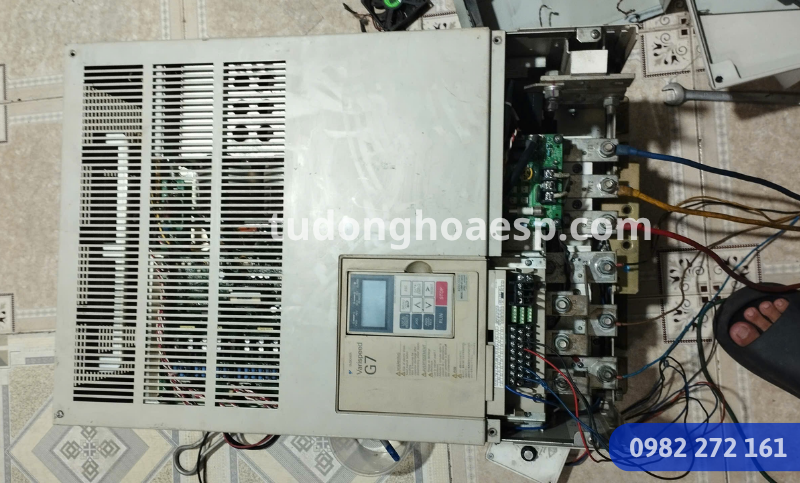Biến tần Yaskawa Varispeed G7 cần kiểm tra nguồn, tải và quạt làm mát
